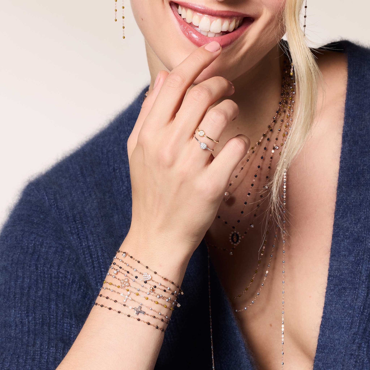 Gigi Clozeau - Bague Puce, diamants, or blanc, T 50