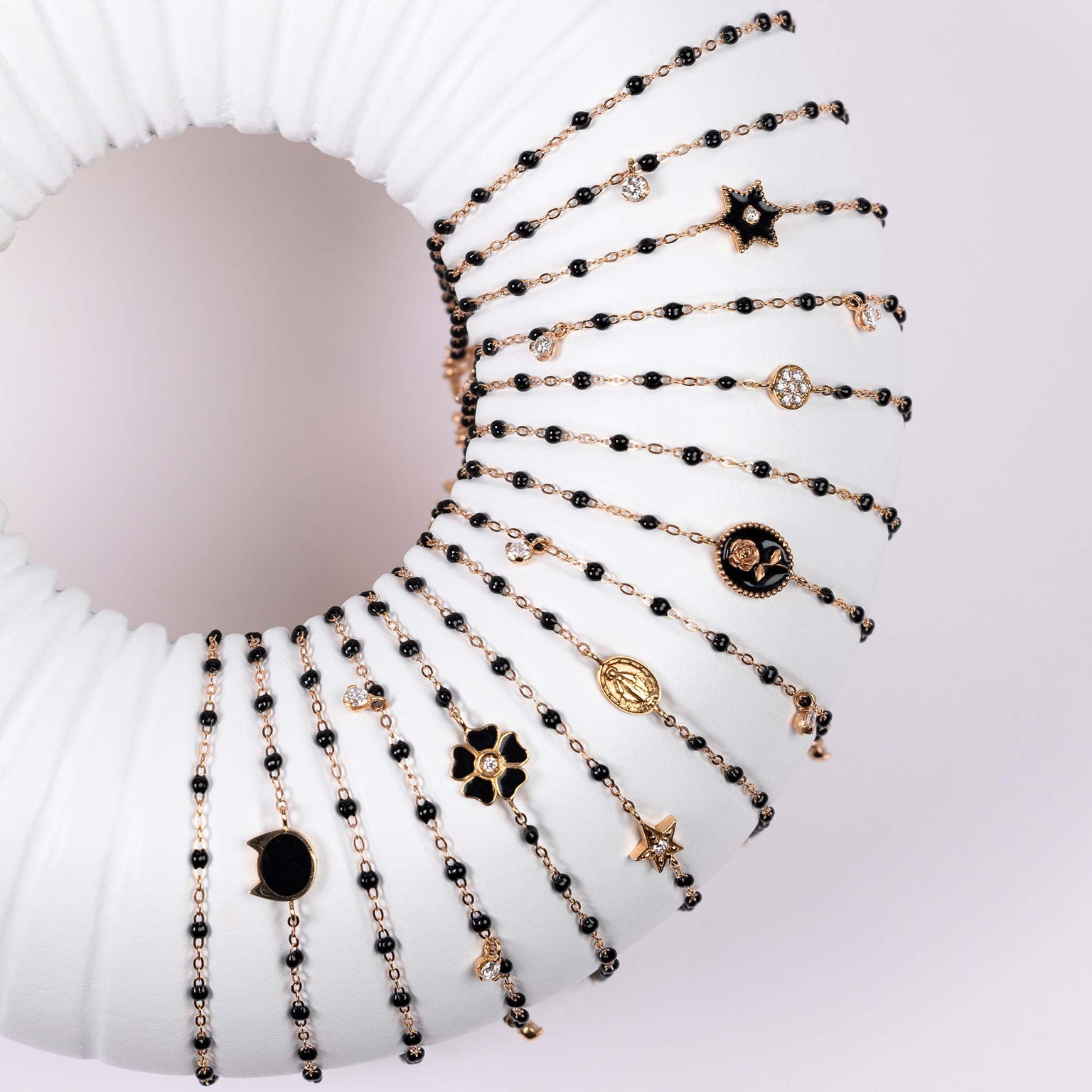 Gigi Clozeau - Bracelet noir Madone or jaune, 17 cm