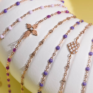 Photo d'un oursin avec différent bracelets Gigi Clozeau 