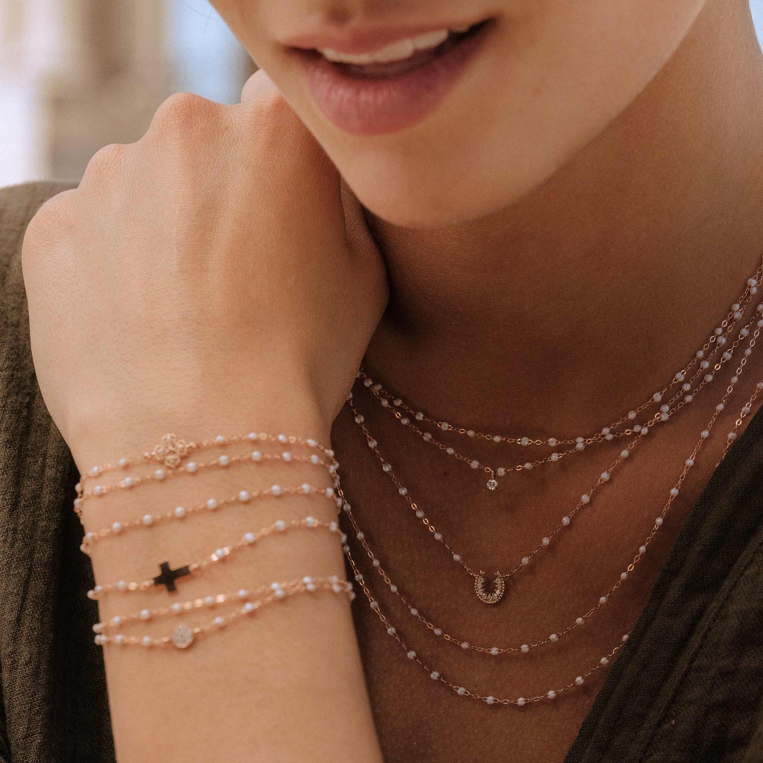 Gigi Clozeau - Collier opale Fer à cheval, diamants, or jaune, 42 cm