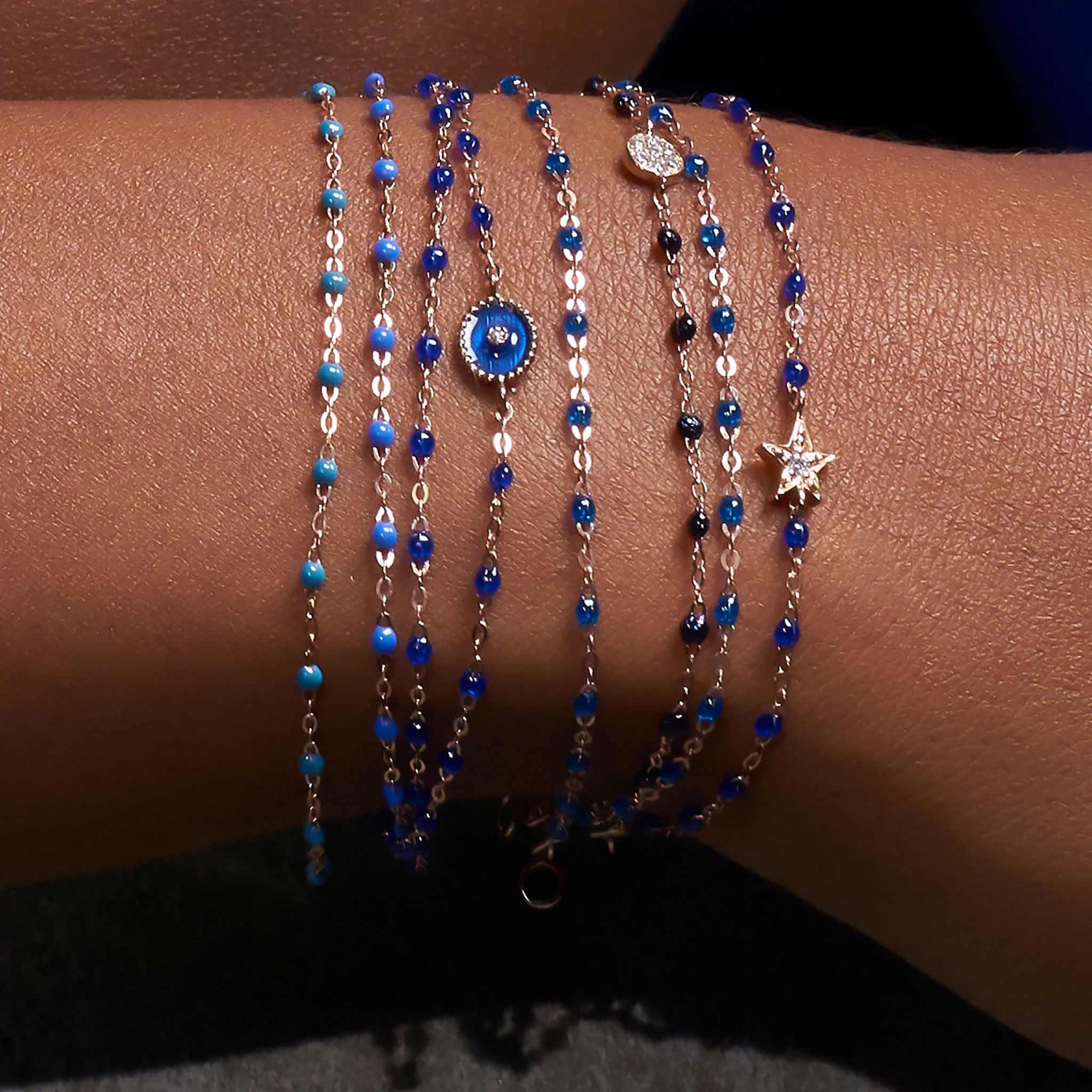 idée cadeau BRACELET FEMME BLEU STRASS PERLE clouté FERMETURE aimanté idée cadeau BRACELET FEMME BLEU STRASS PERLE clouté FERMETURE aimanté