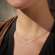 gigi clozeau - Collier Fer à cheval, or rose, diamants et mini perles de résine turquoise, 42 cm