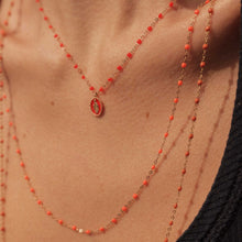 Gigi Clozeau - Collier orange fluo Classique Gigi, or jaune, 50 cm