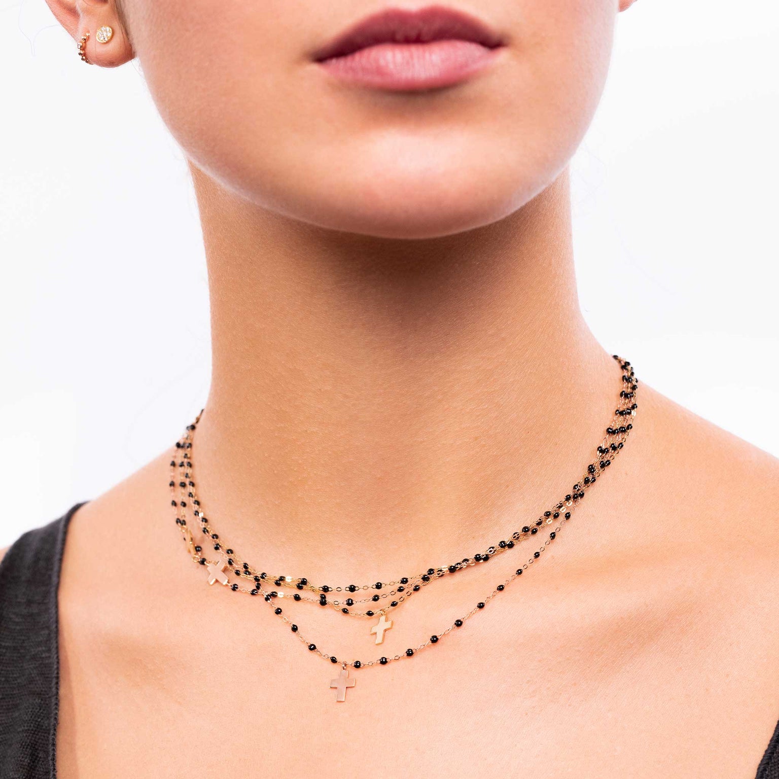 Collier noir Croix de côté, or rose, 42 cm – Gigi Clozeau