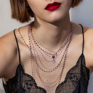 Gigi Clozeau - Collier Rose résine noire, or jaune, 42 cm