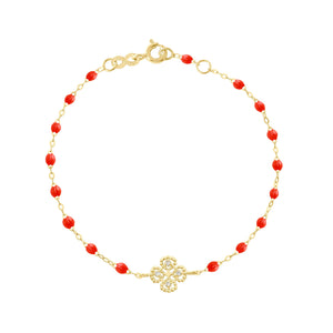Gigi Clozeau - Bracelet corail Lucky Trèfle, diamants, or jaune, 17 cm
