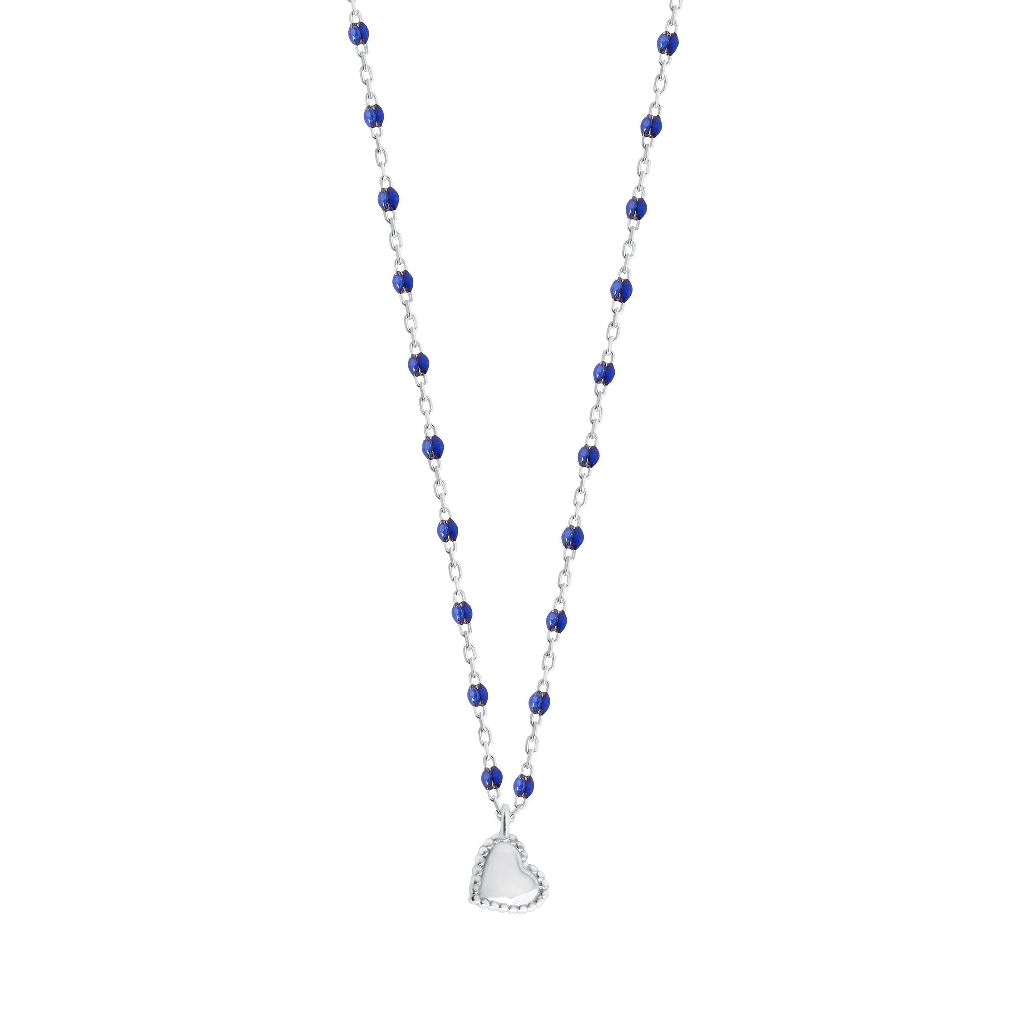 Gigi Clozeau - Collier Lucky Coeur, or blanc et mini perles de résine prusse, 40 cm