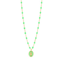 Gigi Clozeau - Collier Madone résine vert fluo, or jaune, 42 cm